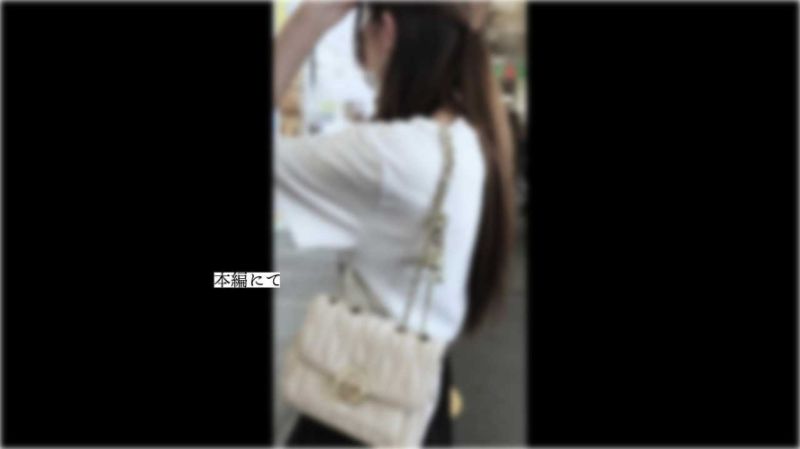 [カメラバレ/電車姦]脳に焼き付く強烈映像と淫声。美巨乳×過敏股間×多重逝き喘ぎの正体不明バケモノ級電車姦専用女子大生